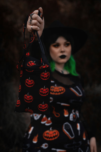 https://www.veraseyecandy.com/cdn/shop/products/halloweenminibag2_grande.jpg?v=1666160434